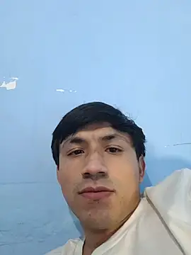 charlesss19 online show from November 3, 5:05 pm