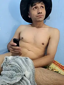 charlesss19 online show from November 4, 10:41 am