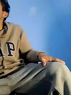 charlesss19 online show from March 2, 10:23 pm