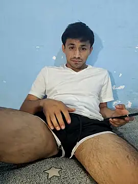 charlesss19 online show from November 18, 6:11 pm