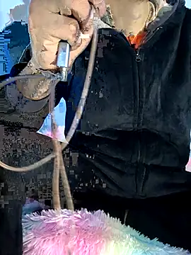 charlesss19 online show from December 3, 5:30 am