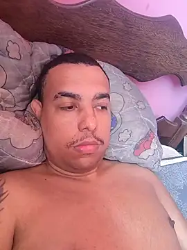 FABINHOSEOAU online show from September 28, 2:13 pm