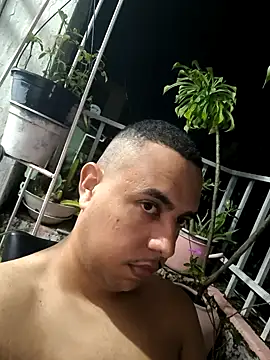 FABINHOSEOAU online show from December 5, 3:31 am