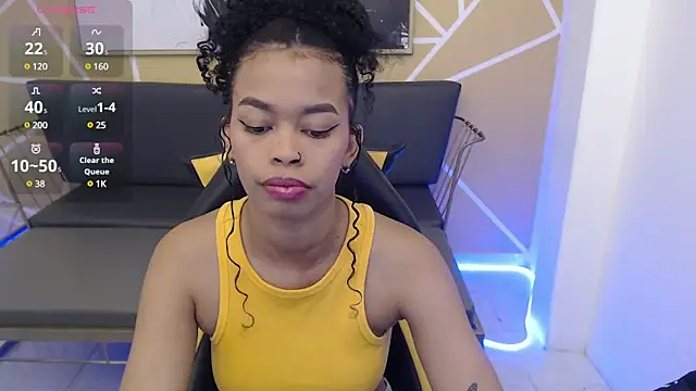 Snapshot of Shenna_brunette_ chatting on March 12, 1:08 pm Shenna brunette online show from March 12, 1:08 pm