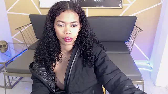 Snapshot of Shenna_brunette_ chatting on March 16, 1:06 pm Shenna brunette online show from March 16, 1:06 pm