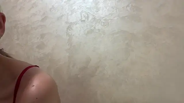 CaitlinaJayne23 online show from February 5, 4:41 am