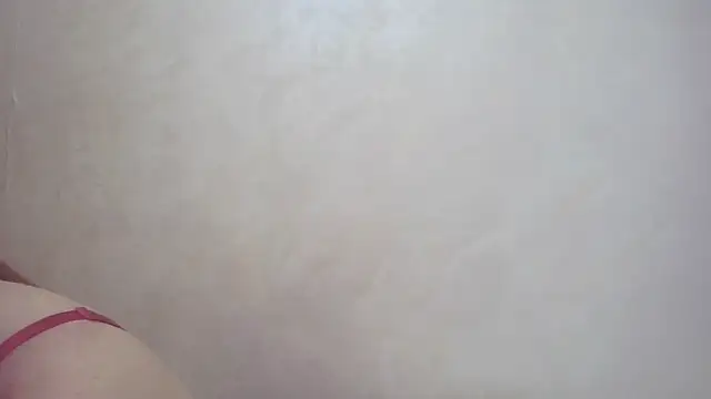 Snapshot of CaitlinaJayne23 chatting on October 30, 6:12 am CaitlinaJayne23 online show from October 30, 6:12 am