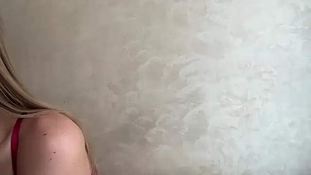 CaitlinaJayne23 online show from June 20, 6:29 am