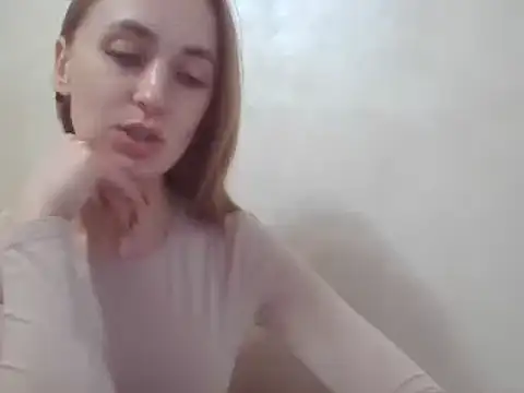 CaitlinaJayne23 online show from March 17, 4:11 pm