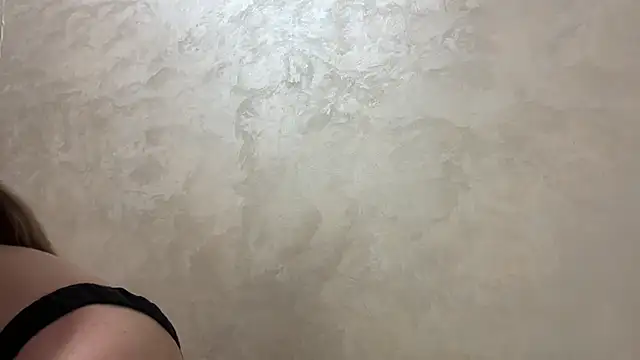 CaitlinaJayne23 online show from February 18, 5:05 am