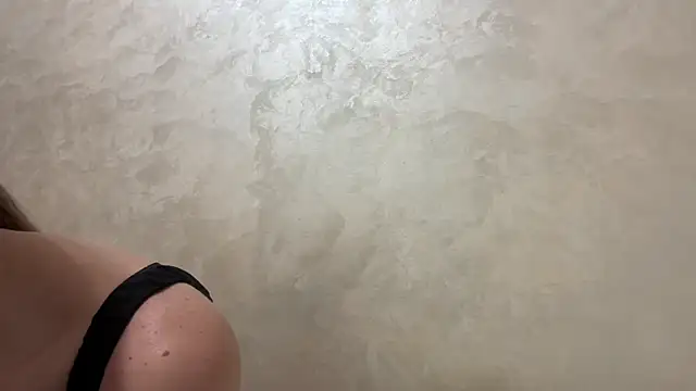 Snapshot of CaitlinaJayne23 chatting on November 14, 4:38 am CaitlinaJayne23 online show from November 14, 4:38 am