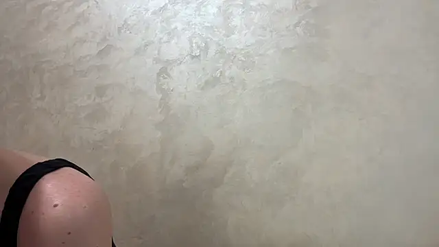 CaitlinaJayne23 online show from April 24, 3:41 am