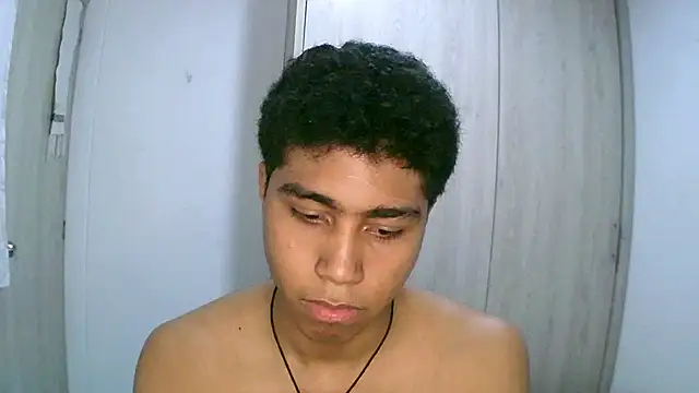 sexy diamante  online show from March 19, 3:50 am