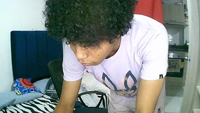 sexy diamante  online show from January 13, 1:09 am