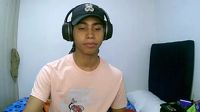 sexy diamante  online show from November 23, 3:27 am