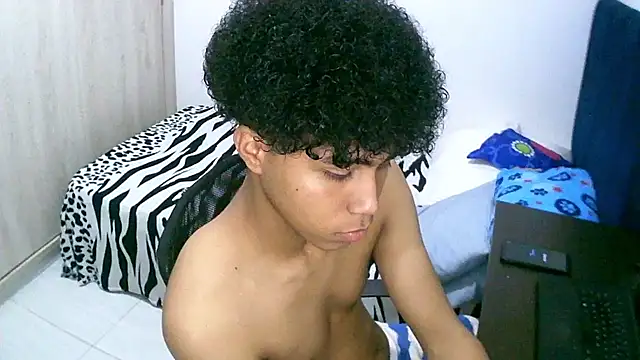 sexy diamante  online show from December 22, 1:50 am