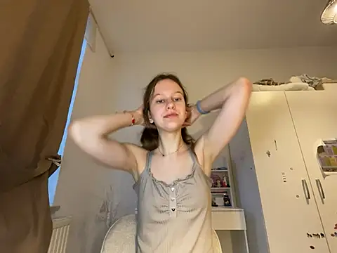 Snapshot of Eva_Angel3 chatting on July 19, 7:21 pm Eva Angel3 online show from July 19, 7:21 pm
