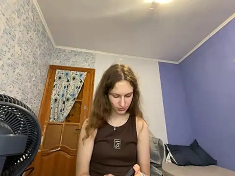 Snapshot of Eva_Angel3 chatting on June 14, 5:36 pm Eva Angel3 online show from June 14, 5:36 pm