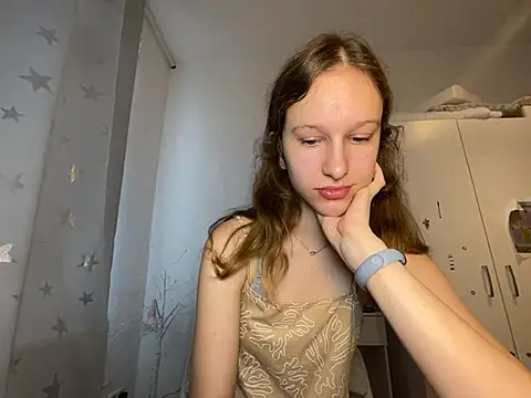 Snapshot of Eva_Angel3 chatting on July 8, 6:41 pm Eva Angel3 online show from July 8, 6:41 pm