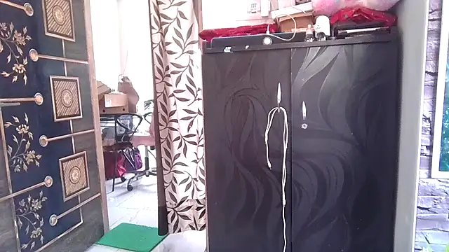 sexy-honey09 online show from February 19, 5:48 am