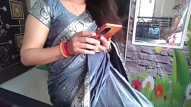 sexy-honey09 online show from November 13, 5:55 am