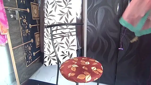 sexy-honey09 online show from September 29, 7:37 am