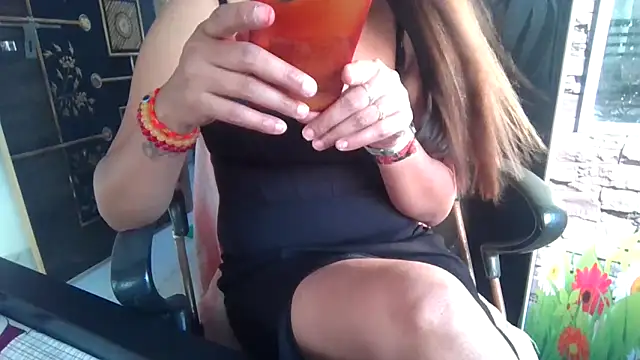 sexy-honey09 online show from November 20, 9:43 am