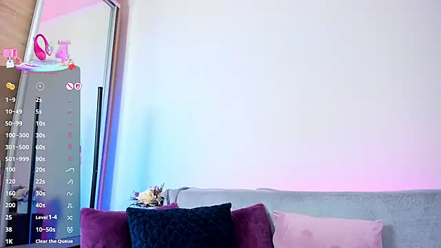 Snapshot of MelodyHudson chatting on November 8, 12:52 pm MelodyHudson online show from November 8, 12:52 pm