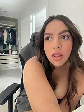 brazilianbbinuk online show from December 3, 11:20 am