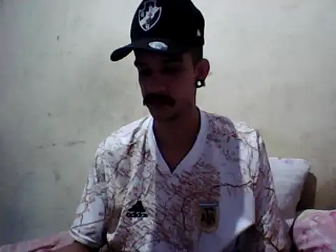 gatobranco001 online show from March 8, 7:42 pm