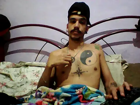 gatobranco001 online show from March 21, 12:50 pm