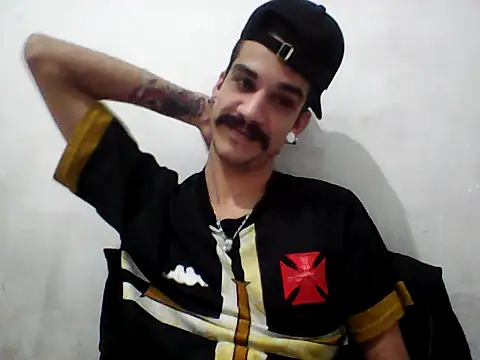 gatobranco001 online show from May 30, 5:51 pm
