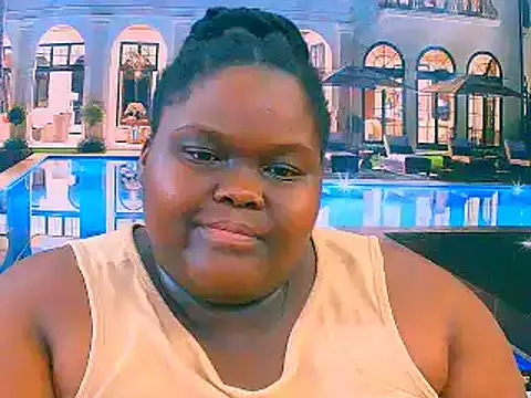 Snapshot of EbonyHotBuns chatting on December 14, 8:47 pm EbonyHotBuns online show from December 14, 8:47 pm