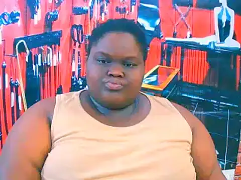 Snapshot of EbonyHotBuns chatting on October 29, 9:30 am EbonyHotBuns online show from October 29, 9:30 am