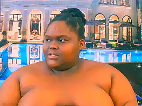 Snapshot of EbonyHotBuns chatting on December 13, 8:04 pm EbonyHotBuns online show from December 13, 8:04 pm