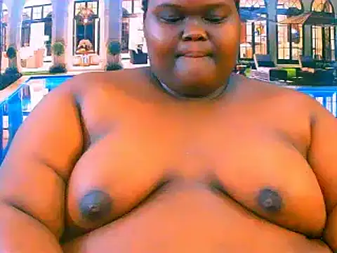 EbonyHotBuns online show from May 23, 7:07 am