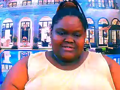 EbonyHotBuns online show from April 30, 8:57 pm