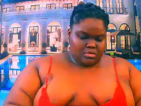 EbonyHotBuns online show from July 4, 6:20 am