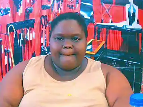 Snapshot of EbonyHotBuns chatting on October 28, 9:25 pm EbonyHotBuns online show from October 28, 9:25 pm