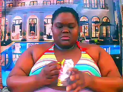 EbonyHotBuns online show from June 2, 6:30 pm