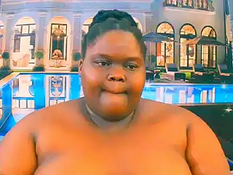 Snapshot of EbonyHotBuns chatting on November 29, 8:47 am EbonyHotBuns online show from November 29, 8:47 am