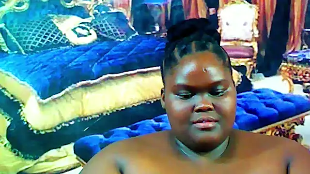 EbonyHotBuns online show from March 18, 12:17 pm