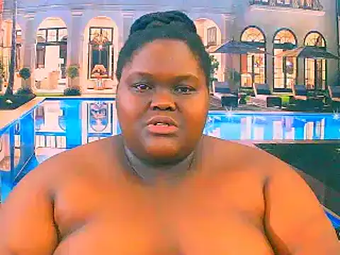 EbonyHotBuns online show from December 19, 6:38 am