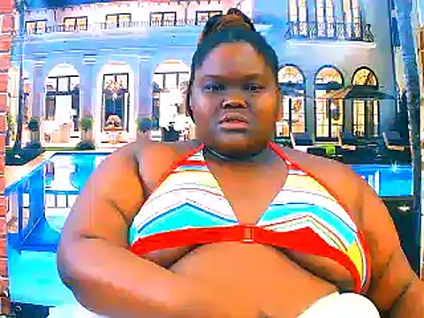 EbonyHotBuns online show from April 7, 6:32 pm