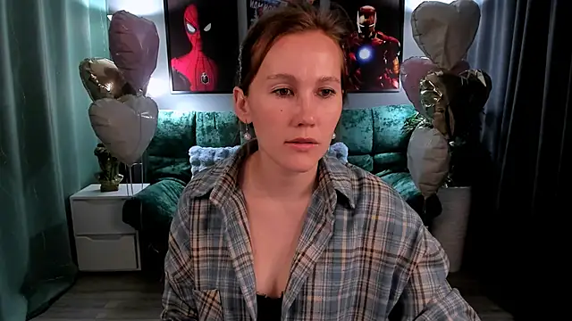 Snapshot of MichelleOrtis chatting on March 3, 3:35 am MichelleOrtis online show from March 3, 3:35 am