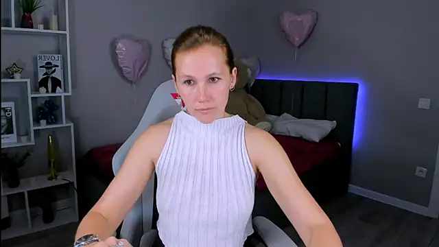 MichelleOrtis online show from March 25, 8:14 am