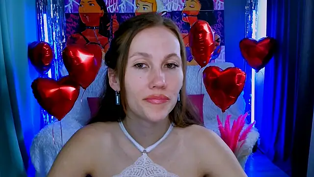 Snapshot of MichelleOrtis chatting on March 8, 6:21 am MichelleOrtis online show from March 8, 6:21 am