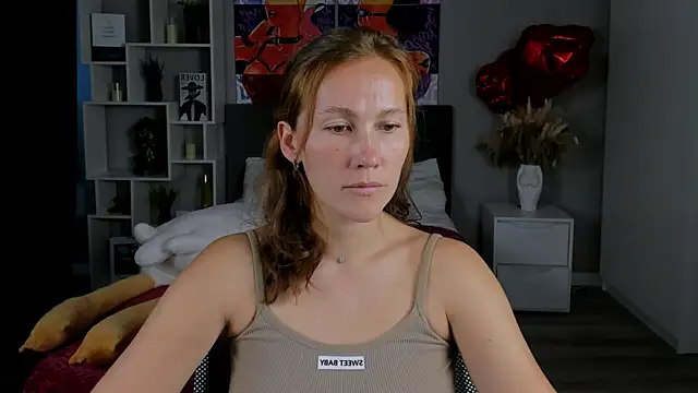 Snapshot of MichelleOrtis chatting on September 10, 1:21 pm MichelleOrtis online show from September 10, 1:21 pm