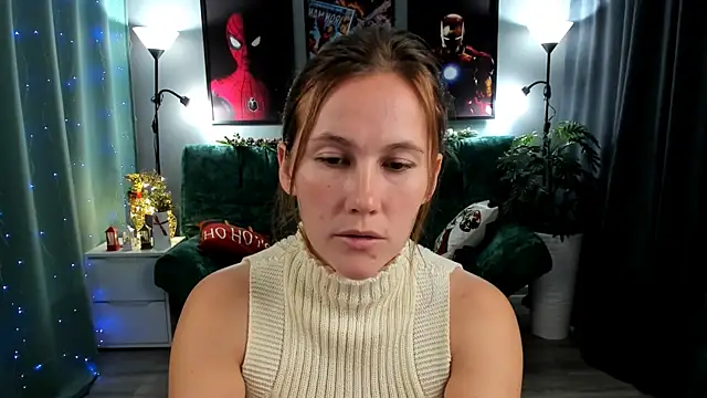 Snapshot of MichelleOrtis chatting on December 16, 12:42 pm MichelleOrtis online show from December 16, 12:42 pm