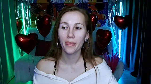 Snapshot of MichelleOrtis chatting on February 18, 4:58 pm MichelleOrtis online show from February 18, 4:58 pm